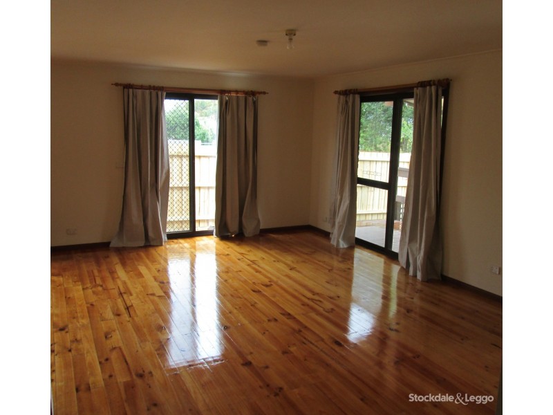 16 Lombardy Avenue, Dromana VIC 3936