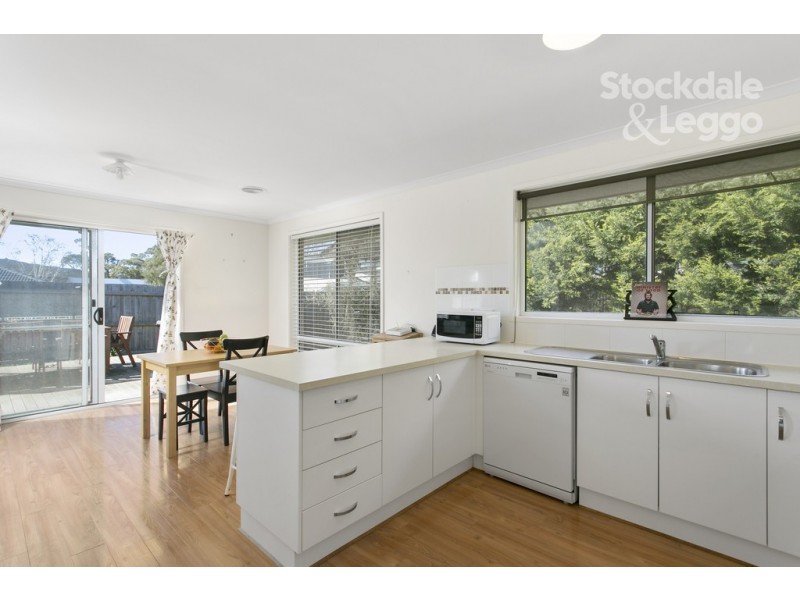 68 Bayview Avenue, Rosebud VIC 3939