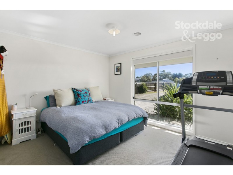 68 Bayview Avenue, Rosebud VIC 3939