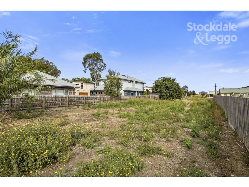 174 Dromana Parade, Safety Beach VIC 3936