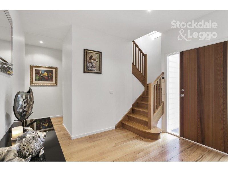 8 You Yangs Avenue, Dromana VIC 3936