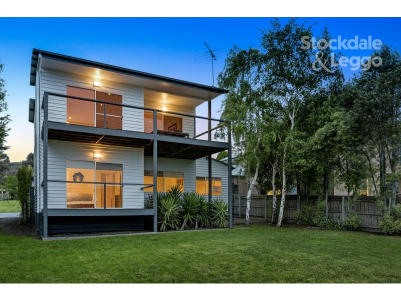 8 You Yangs Avenue, Dromana VIC 3936