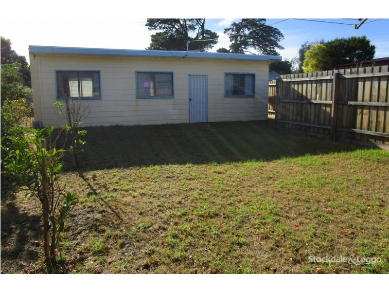 1/11 Capel Avenue, Capel Sound VIC 3940