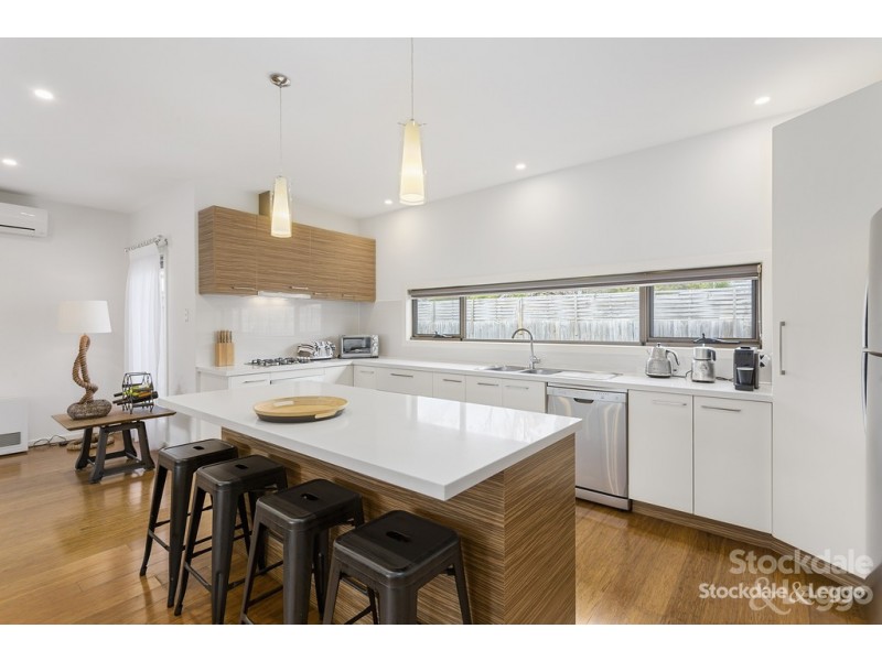 2/21 Staughton Avenue, Capel Sound VIC 3940