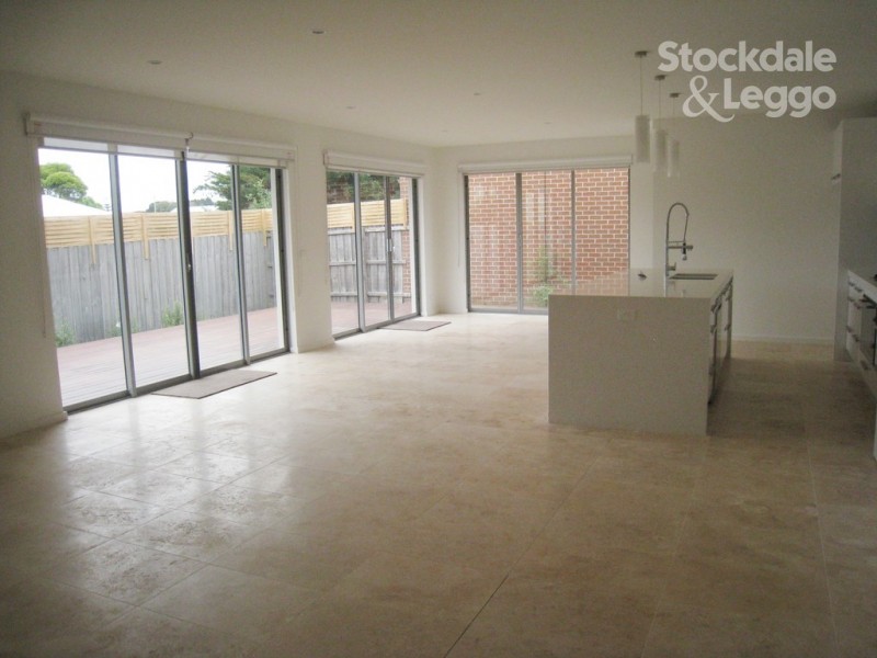 13 / 57-59 Pier Street, Dromana VIC 3936