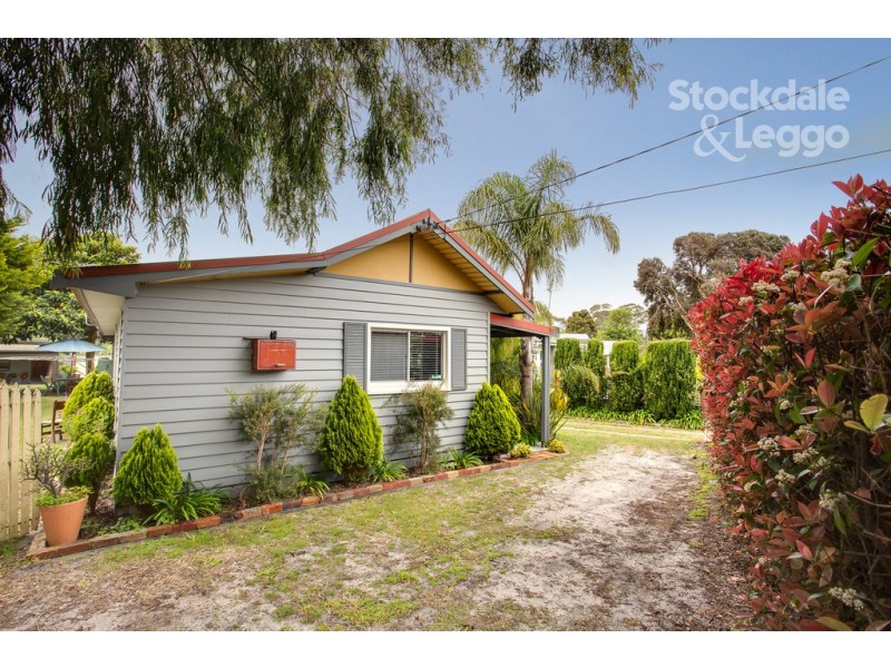 13 Lawson Crescent, Rosebud VIC 3939