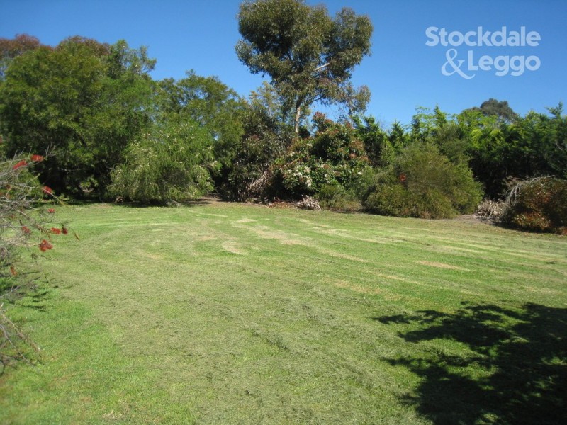 4 Radnor Rise, Somerville VIC 3912