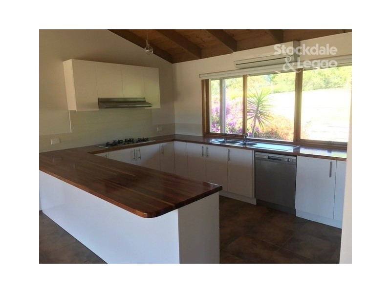 4 Radnor Rise, Somerville VIC 3912