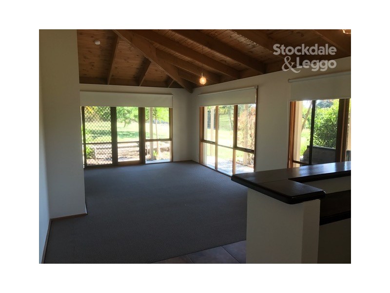 4 Radnor Rise, Somerville VIC 3912