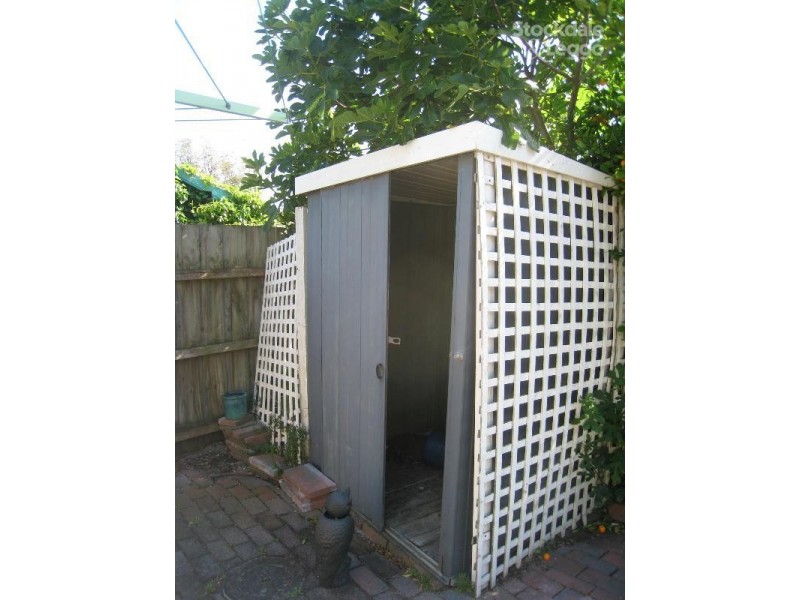 10 Cairns Avenue, Rosebud VIC 3939