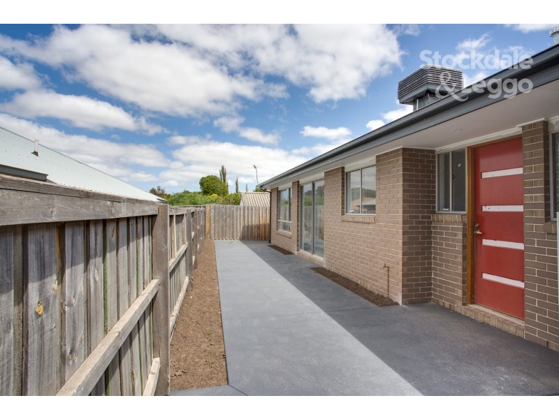 2/13 Windella Avenue, Rosebud VIC 3939