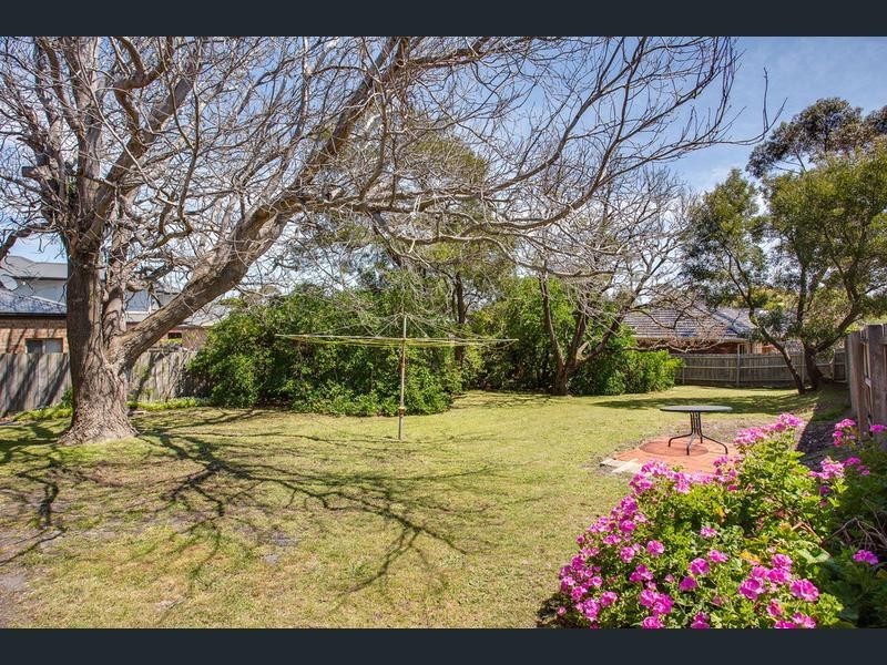 4 Wilfred Street, Rosebud VIC 3939