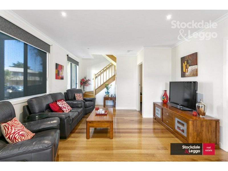 2 Seaview Avenue, Safety Beach VIC 3936