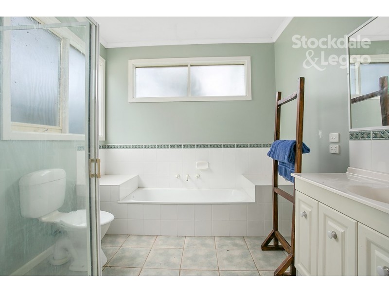 27 Codrington Street, Dromana VIC 3936