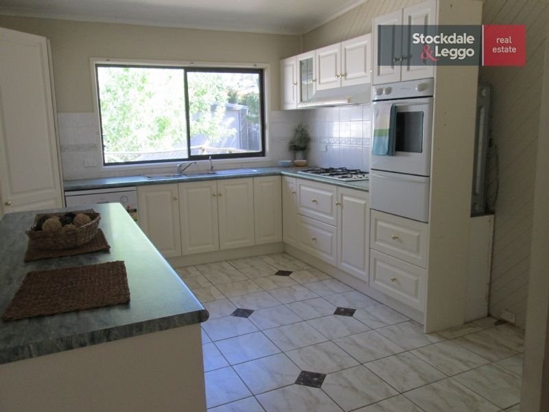 27 Elizabeth Avenue, Dromana VIC 3936