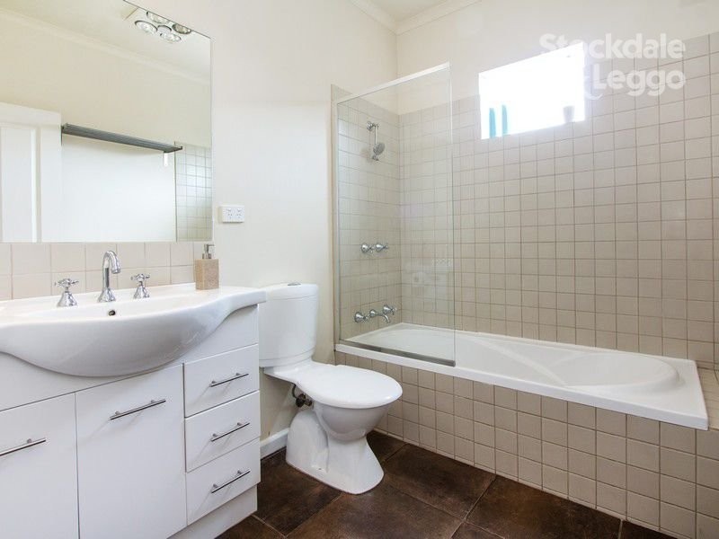 68 Woonton Crescent, Rosebud VIC 3939