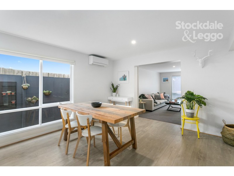 107 Third Avenue, Rosebud VIC 3939