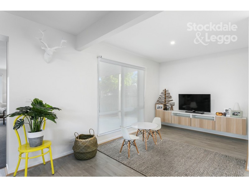 107 Third Avenue, Rosebud VIC 3939