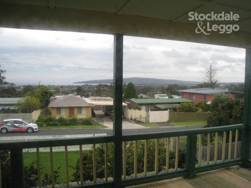 17 Panoramic Avenue, Dromana VIC 3936