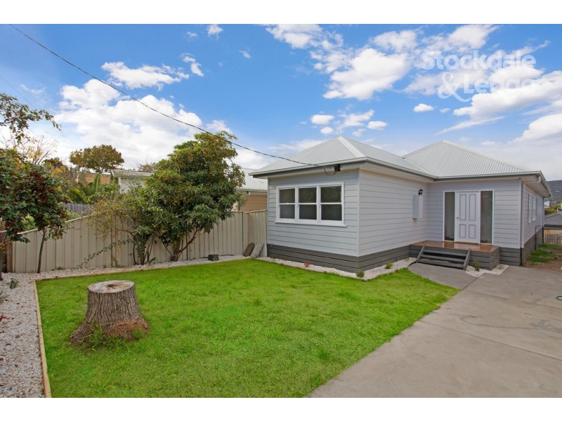 85 Ninth Avenue, Rosebud VIC 3939