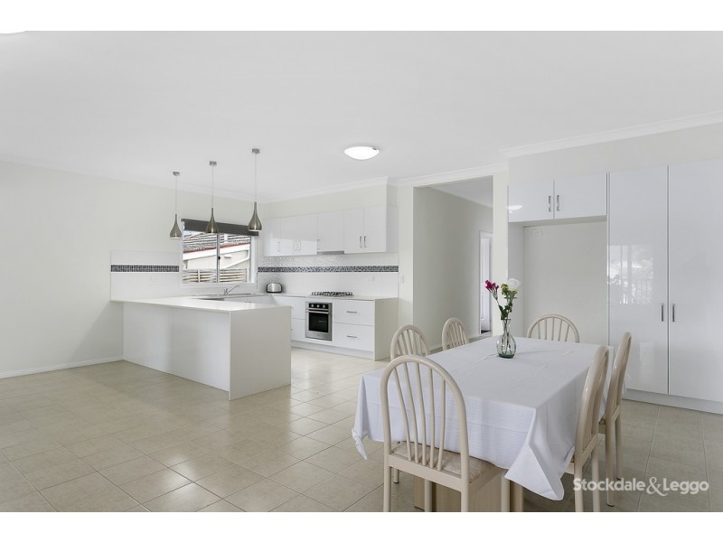 85 Ninth Avenue, Rosebud VIC 3939