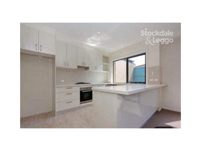 64 Rosebud Parade, Rosebud VIC 3939