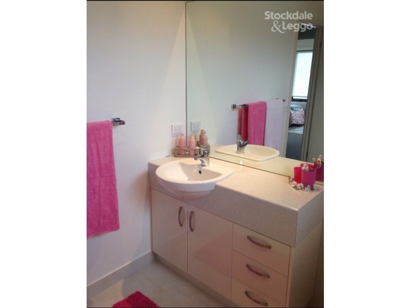 64 Rosebud Parade, Rosebud VIC 3939