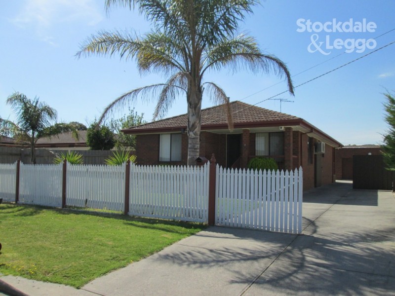 1 Dalworth Avenue, Dromana VIC 3936