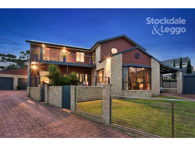 24 Warrain Avenue, Rosebud VIC 3939