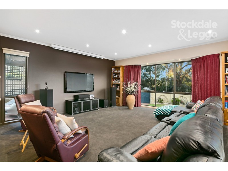 24 Warrain Avenue, Rosebud VIC 3939