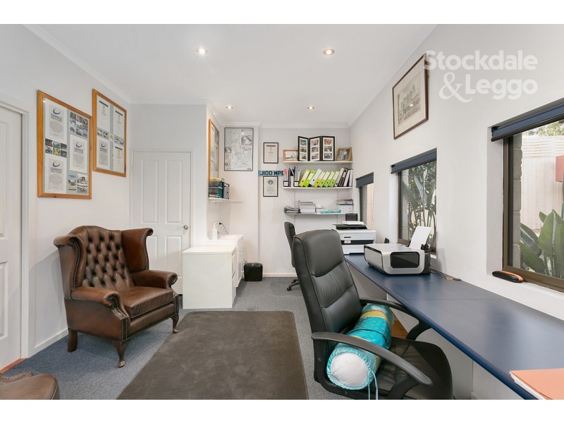 24 Warrain Avenue, Rosebud VIC 3939