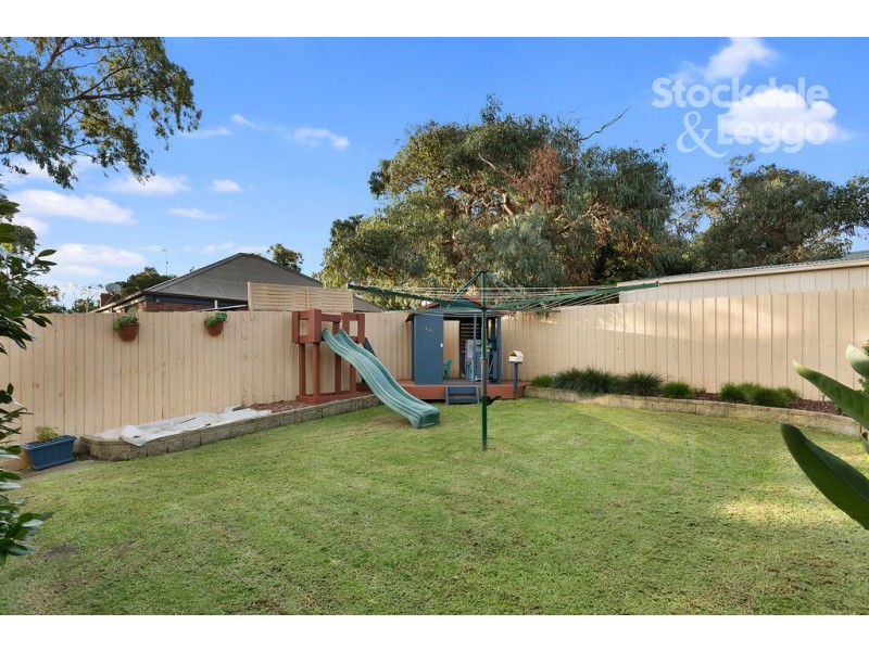 24 Warrain Avenue, Rosebud VIC 3939