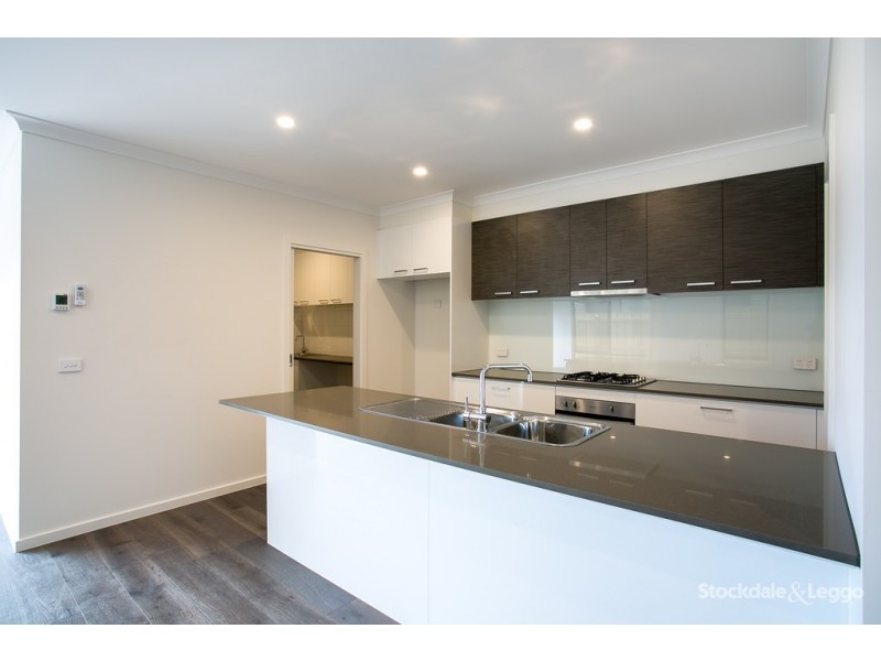 270 Eastbourne Road, Rosebud VIC 3939