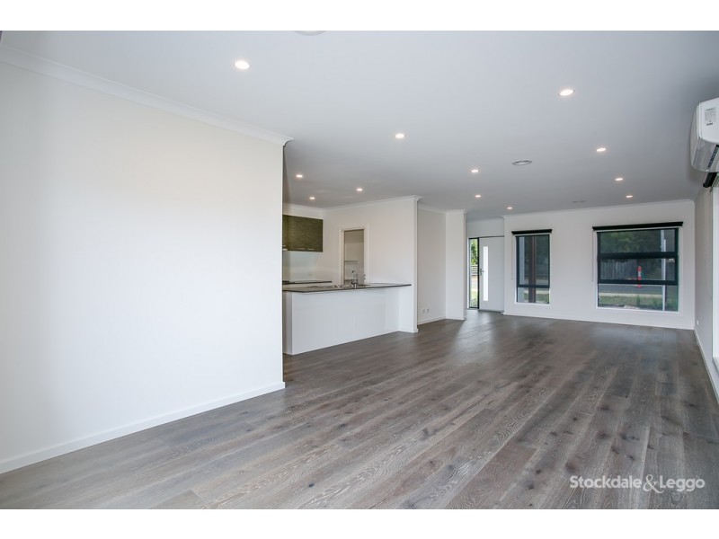 270 Eastbourne Road, Rosebud VIC 3939