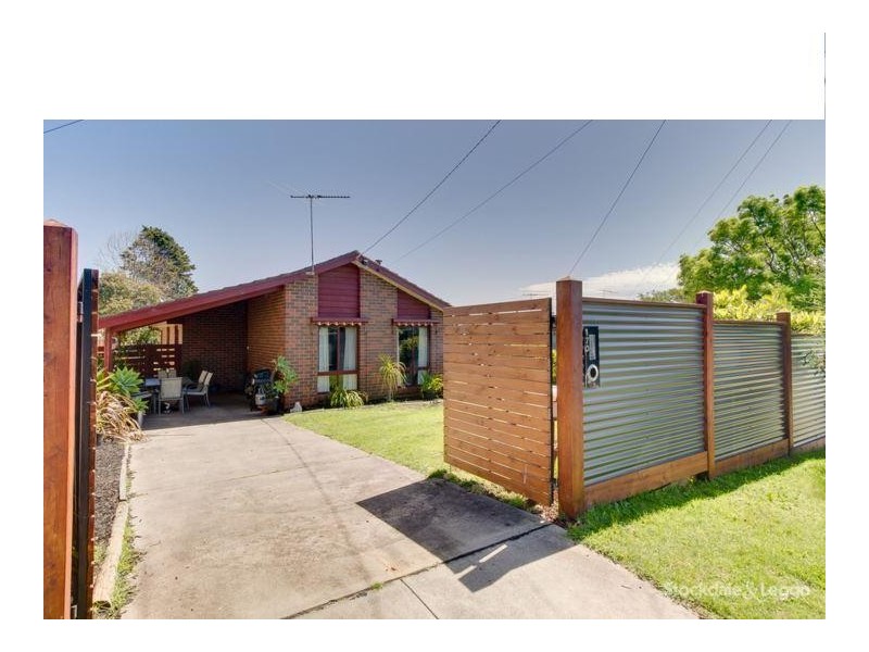 170 Eighth Avenue, Rosebud VIC 3939