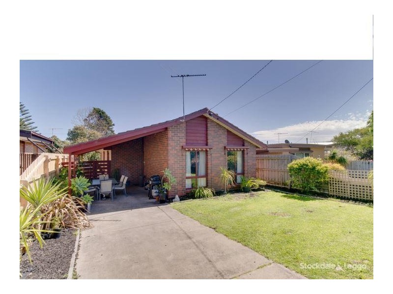 170 Eighth Avenue, Rosebud VIC 3939