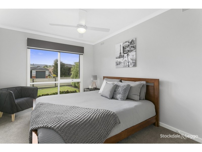 26 Fifth Avenue, Rosebud VIC 3939
