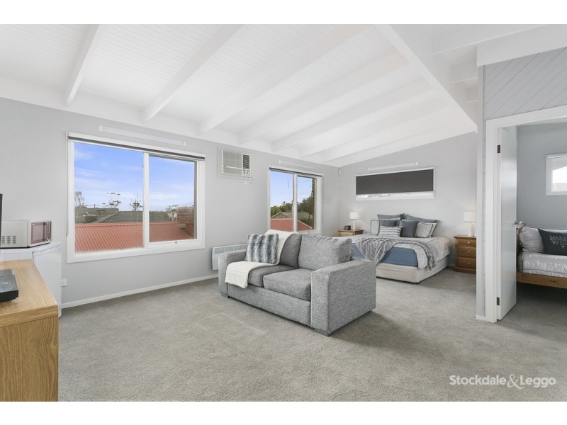 26 Fifth Avenue, Rosebud VIC 3939