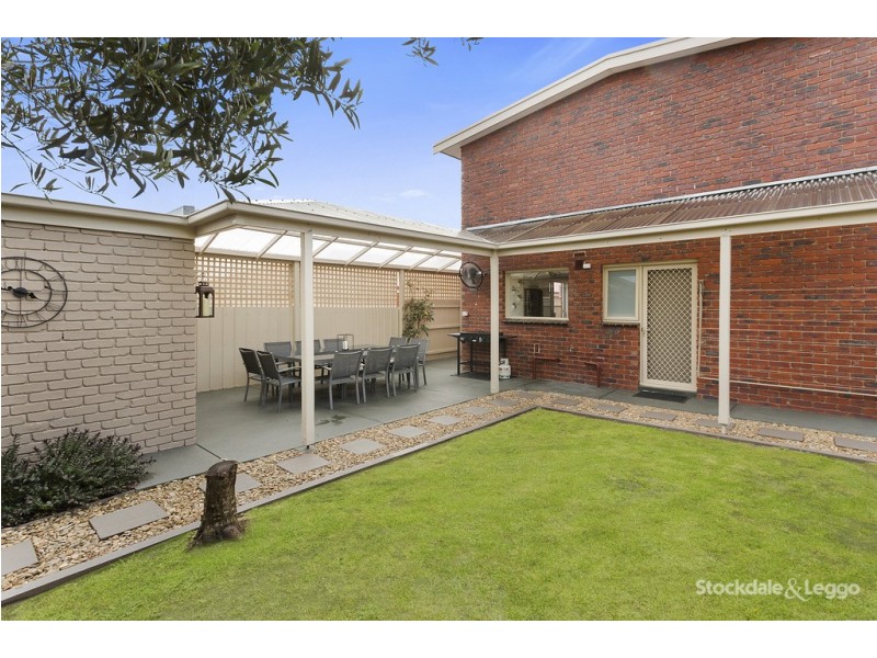 26 Fifth Avenue, Rosebud VIC 3939