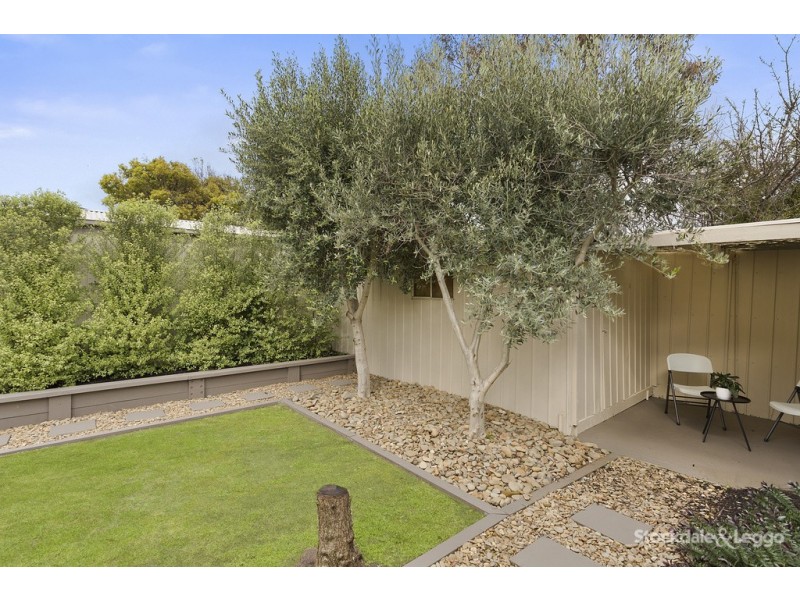 26 Fifth Avenue, Rosebud VIC 3939