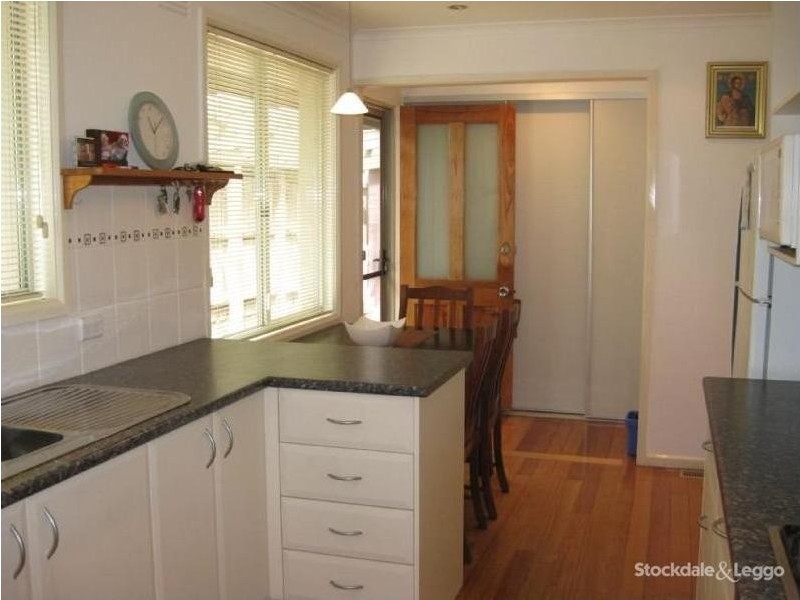 20 First Avenue, Rosebud VIC 3939