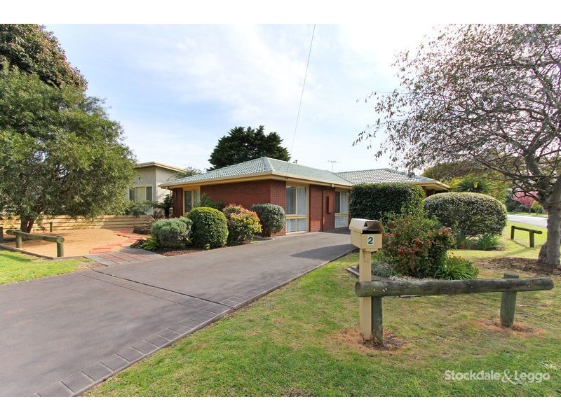 2 Mount View Road, Rosebud VIC 3939