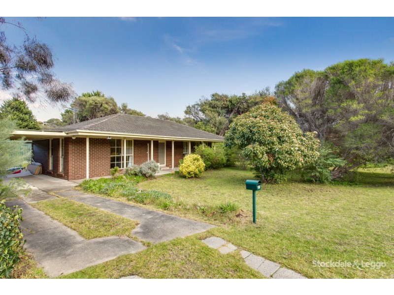 11 Tinapher Drive, Rye VIC 3941