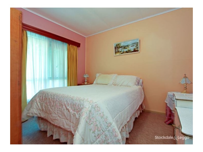 91 Fourth Avenue, Rosebud VIC 3939