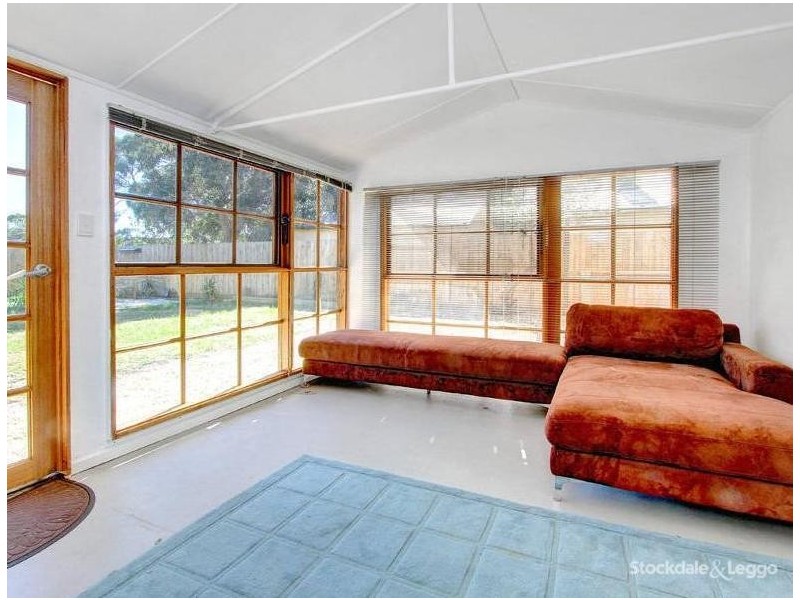 164 Seventh Avenue, Rosebud VIC 3939