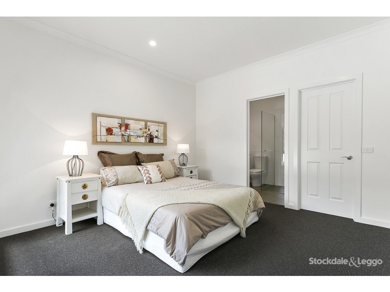 88A Leon Avenue, Rosebud VIC 3939