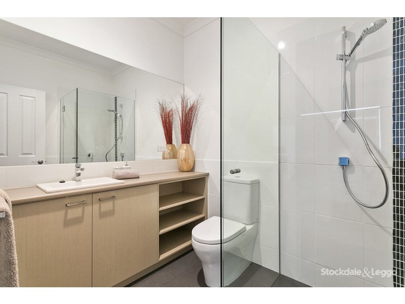 88A Leon Avenue, Rosebud VIC 3939