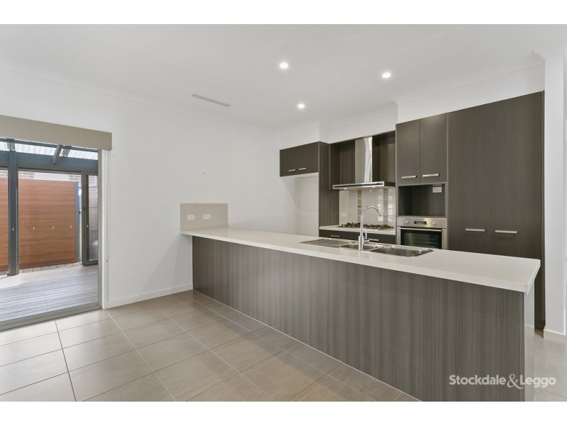 11/431 Waterfall Gully, Rosebud VIC 3939