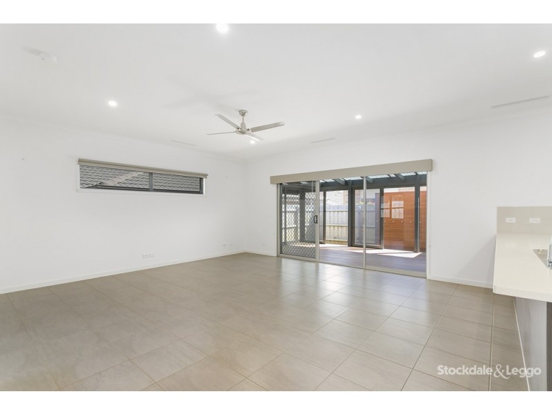 11/431 Waterfall Gully, Rosebud VIC 3939