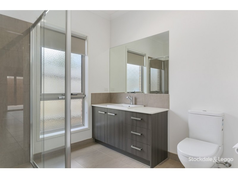 11/431 Waterfall Gully, Rosebud VIC 3939